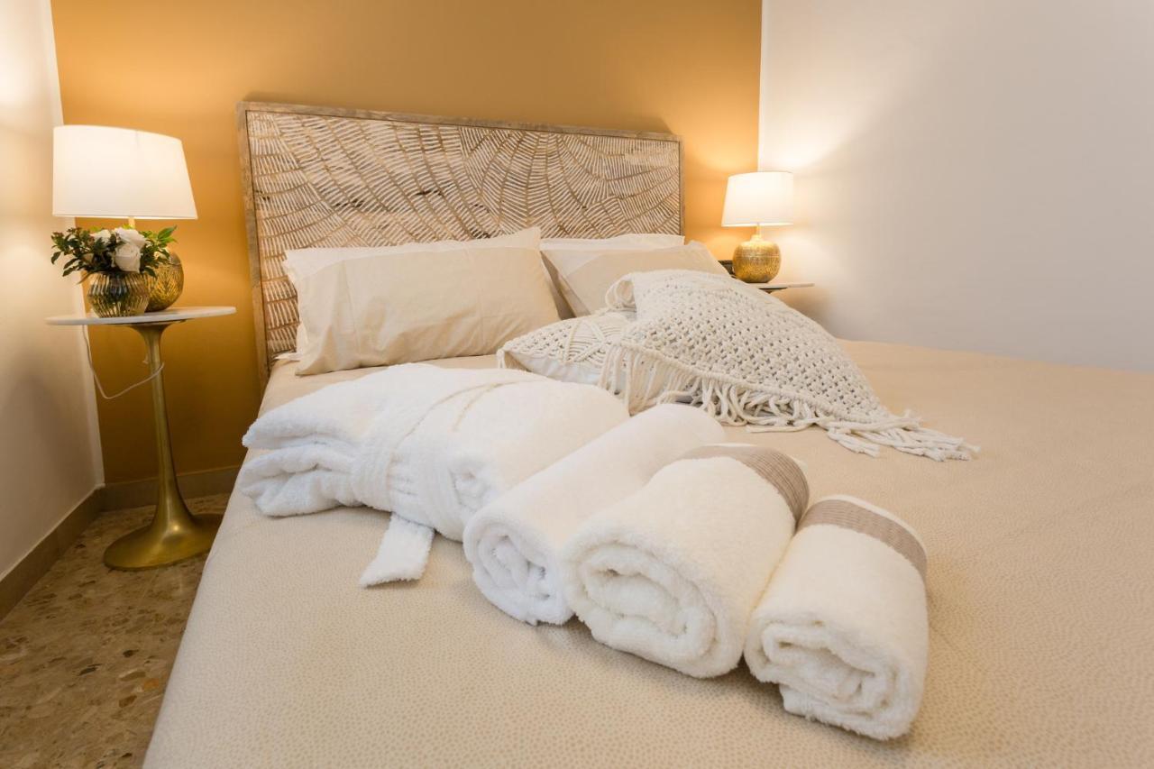 Residenza Europa Guest House Грецана Екстериор снимка
