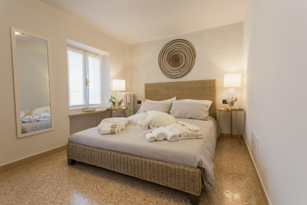 Residenza Europa Guest House Грецана Екстериор снимка